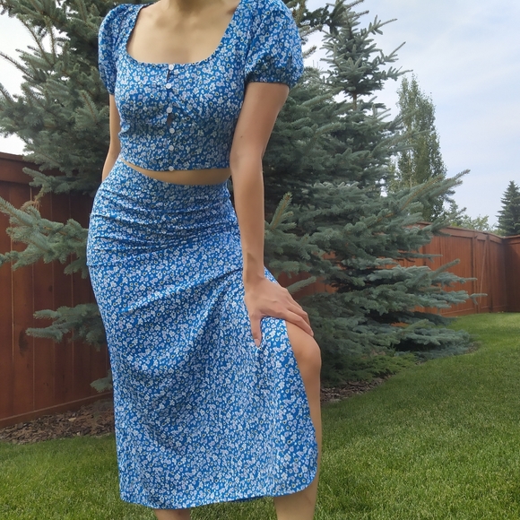 YesStyle Dresses & Skirts - Yesstyle Floral Set